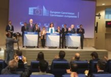 Histórico acuerdo entre Mercosur y Unión Europea refleja importante integración comercial, ignorando la contienda entre EE.UU y China