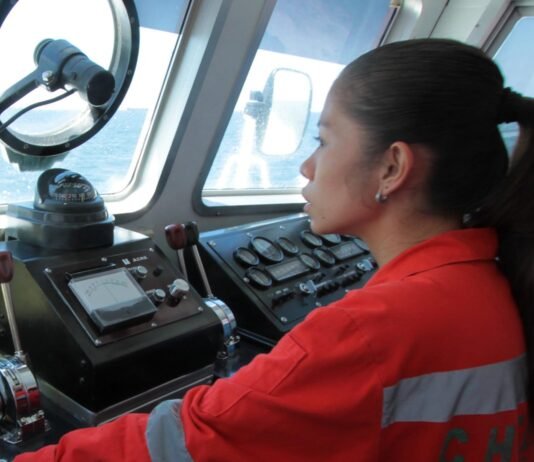 OMI lanza film sobre programa de mujeres en el sector marítimo