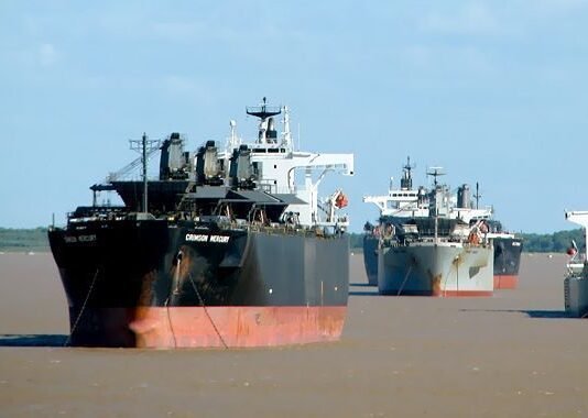 China profundiza lazos con Argentina y prepara oferta para dragado del río Paraná