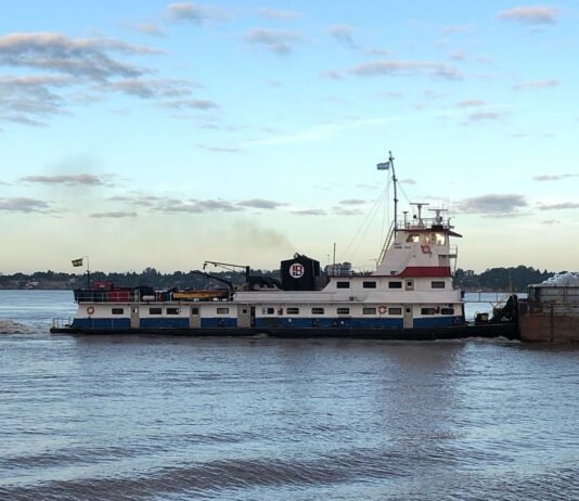 Prefectura detuvo convoy con carga de soja y urea en tránsito “por restricción de calado” a pesar de haber condiciones de navegación