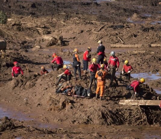 Justicia brasilera condena a vale a imndemnizar a 250 personas por el desastre de Brumadinho