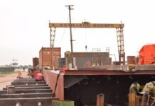 Limitada capacidad de tanques de petróleo en Quijarro obliga a navieros a construir nuevas barcazas