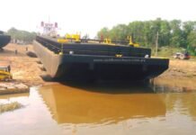 Horamar, CIE y Astillero Chaco construirán barcazas tanques para YPF