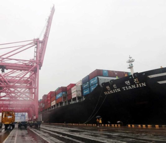 Exportaciones de Corea del Sur caen 2% en Diciembre