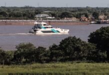 Realizan viaje experimental en el «Ferry del Chaco» que comenzará a operar desde Enero