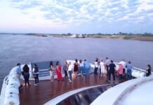 Zarpó el «Ferry del Chaco» en su primer viaje oficial