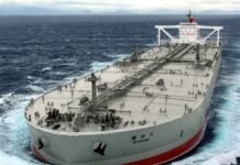 Armadores tanqueros consiguen sus mejores días en medio de histórica caída del petróleo