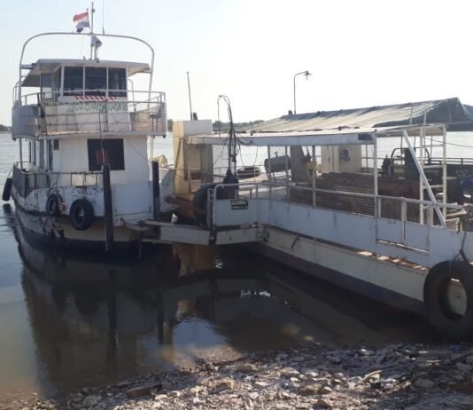 Marina Mercante fiscaliza transito de embarcaciones en zona de Concepción.