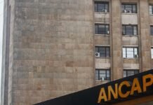 La petrolera uruguaya «ANCAP» registra pérdida de 28 millones de dólares en los primeros nueve meses del año Foto: Gastón Britos / FocoUy