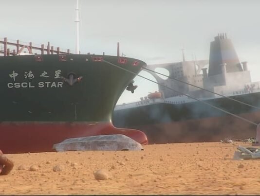 Ship Graveyard Simulator lanzara un video juego en el cual los participantes tendrán mucho trabajo, deberán reparar buques en varaderos