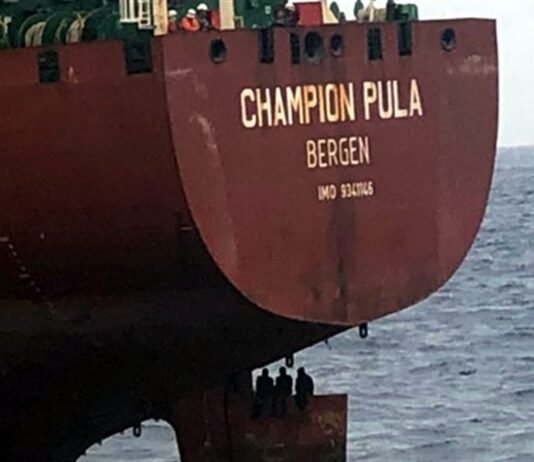 La peligrosa práctica de polizones que abordan buques y viajan en las palas de timón