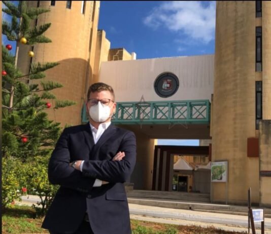 Joven abogado paraguayo se especializa en derecho marítimo en Malta
