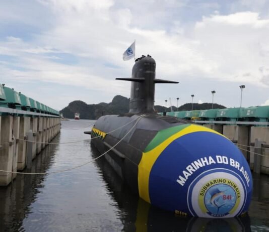 Armada Brasilera inaugura un nuevo submarino que lleva como nombre, «HUMAITÁ»