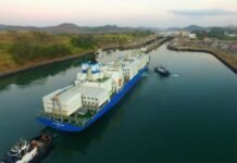 Cuatro barcos con banderas de Panamá y procedentes de Dubai realizan prácticas engañosas e ilícitas, según autoridades estadounidenses