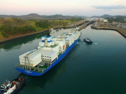 Cuatro barcos con banderas de Panamá y procedentes de Dubai realizan prácticas engañosas e ilícitas, según autoridades estadounidenses