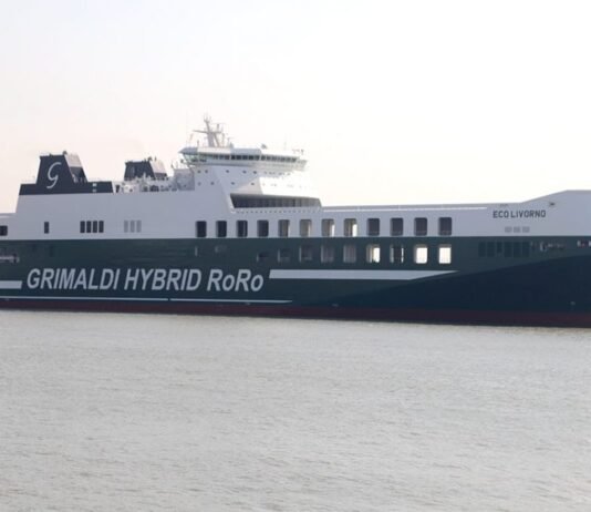 Naviera Grimaldi suma a su flota el tercer buque híbrido El buque “Eco Livorno” es el tercero de los doce buques híbridos de la innovadora clase Grimaldi Green 5th Generation (GG5G)