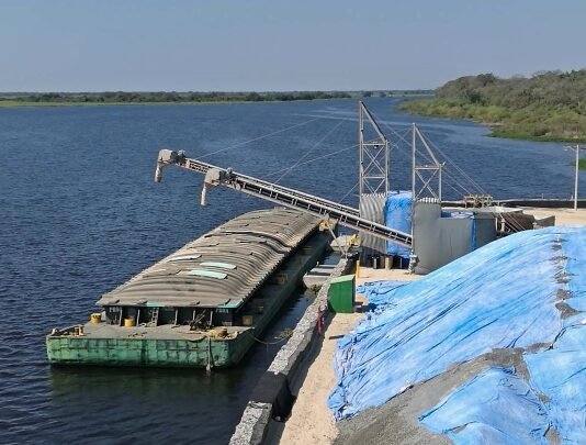 Argentina propone alianza a Bolivia para desarrollar Puerto Busch