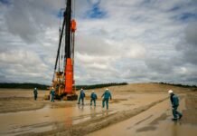 El petróleo sube gracias a flexibilización de restricciones en Europa