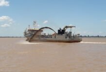 Gobierno Argentino prorroga 90 días la concesión de dragado y frena la estatización temporaria de la vía fluvial.