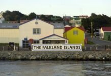 La polémica en Argentina por la construcción de un nuevo puerto británico en las islas Malvinas/Falklands