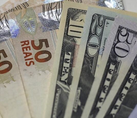Real brasileño continuará este año respaldado por un fuerte superávit comercial