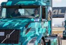 Empresa de logística de Maersk en California adquiere 16 camiones eléctricos