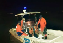 Río Paraná: rescatan a dos hombres luego de que su embarcación dio vuelta campana en medio del temporal