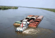 Apertura de sobres para la licitación de la Hidrovía