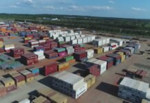 Día del Comercio Internacional Paraguayo: Reconociendo a los Actores Claves de una Cadena Vital para la Economía Plaza de contenedores Puerto Seguro Fluvial.