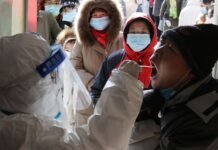 China registra su mayor brote de covid desde la primera ola, casi 3.400 casos en un día