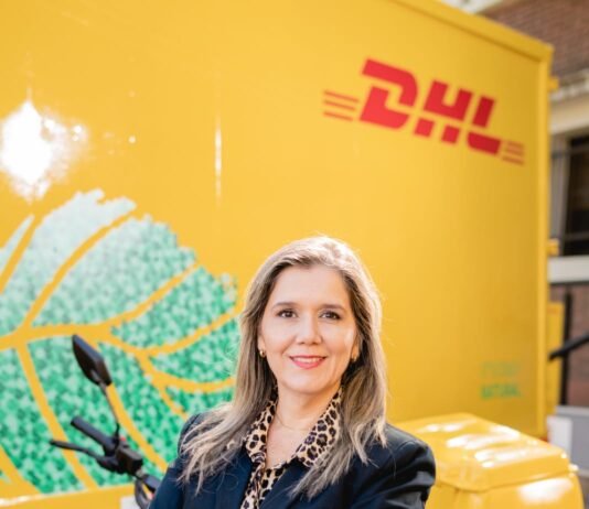 DHL apunta a la conversión total de su flota de vehículos a movilidad eléctrica en Paraguay, para el año 2025