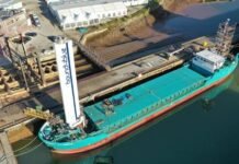 “La Naumon” presenta su sistema de propulsión ecológico en Santander”