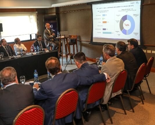 Hacienda estima crecimiento de 4,5% para el 2023