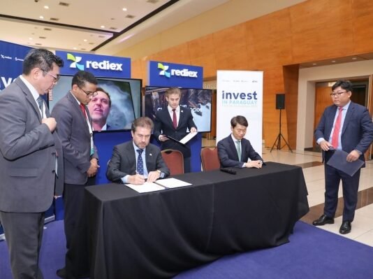 MIC y KATECH acuerdan cooperación para la investigación tecnológica y la capacitación en el área de la industria automotriz