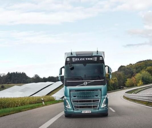 Volvo Trucks inicia la producción en serie de camiones eléctricos pesados
