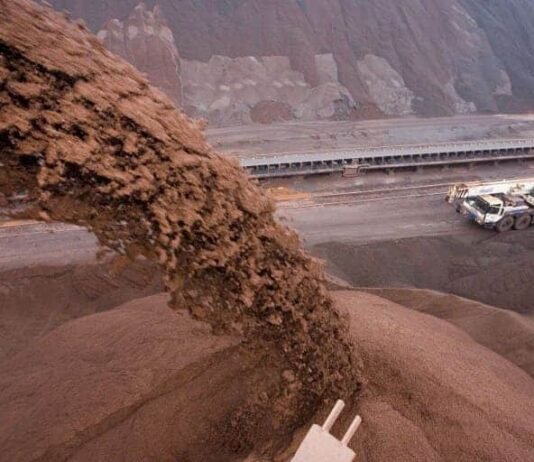 El precio del mineral de hierro se sitúa por debajo de los 100 dólares debido a las restricciones del acero en China
