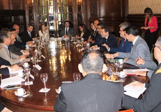 Paraguay ratifica el impacto negativo que tendría peaje en tramo argentino de la hidrovía