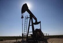 Petróleo subió más de 3% impulsado por caída de la inflación