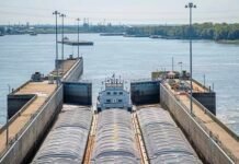 Los niveles récord de agua en el río Mississippi en 2022 muestran cómo el cambio climático está alterando los grandes ríos