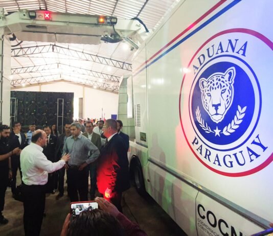 Aduanas prepara puesta en operación de cinco nuevos escáneres de contenedores