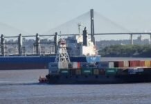 Diez empresas paraguayas accionan ante el peaje cobrado en la hidrovía