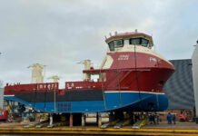 Nuevo barco híbrido estará a cargo de la desparasitación con Hydrolicer