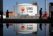 China realiza la primera transacción de GNL en yuanes