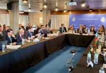 Los países miembros de la Hidrovía reiteran que el peaje establecido por la Argentina está al margen de las normas internacionales