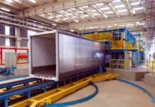 Producción mundial de contenedores colapsa, nivel más bajo en 14 años