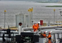 Peaje en el río Paraná influirá en los precios del combustible en Paraguay