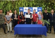 ATP realiza donación de barriles vacíos de lubricantes para elaboración de basureros a utilizarse en lugares públicos