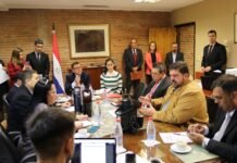 En reunión conjunta estudian proyecto que crea el Ministerio de Economía y Finanzas