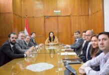 Ministra de Obras Publicas y directivos del CAFyM buscan una hidrovia 4.0