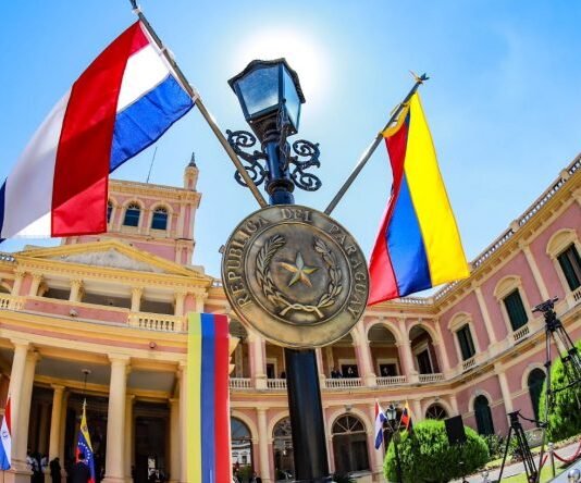 Paraguay y Venezuela restablecen relaciones diplomáticas y consulares